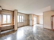 Appartamento in vendita di 167 m² in Viale Lombardia, 30