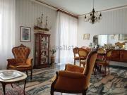 Appartamento in vendita di 168 m² in Via Carlo Goldoni