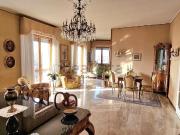 Appartamento in vendita di 168 m² in Via Monterotondo