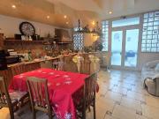 Appartamento in vendita di 169 m² in Via dei Quartieri, 21