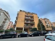 Appartamento in vendita di 170 m² in Via Carlo Lorenzini, 64