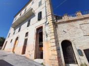 Appartamento in vendita di 170 m² in Via Madonna degli...