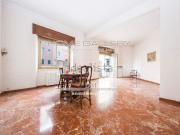 Appartamento in vendita di 170 m² in Via Oreste De...