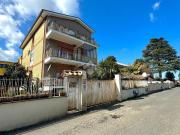 Appartamento in vendita di 170 m² in Viale del Lavoro, 3