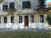 Appartamento in vendita di 170 m² in Viale Sant&apos Elena