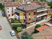 Appartamento in vendita di 172 m² in Via Alba