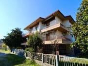 Appartamento in vendita di 172 m² in Via Giacomo Puccini, 23