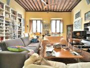 Appartamento in vendita di 173 m² in Via Dietro le Mura