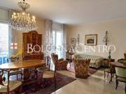 Appartamento in vendita di 173 m² in Via Riva di Reno