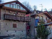 Appartamento in vendita di 174 m² in Frazione Capoluogo, 351