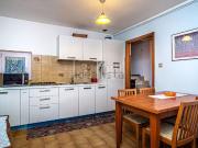 Appartamento in vendita di 174 m² in Frazione Capoluogo, 351