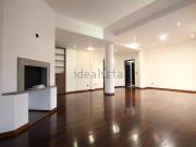 Appartamento in vendita di 175 m² in Strada 7, 6