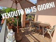 Appartamento in vendita di 175 m² in Via Caronno...