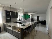 Appartamento in vendita di 175 m² in Via Casa Vecchia, 345