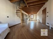Appartamento in vendita di 175 m² in Via Sabina