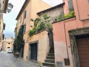 Appartamento in vendita di 175 m² in Via Valle dell&apos...