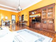 Appartamento in vendita di 176 m² in Via Vittorio Veneto