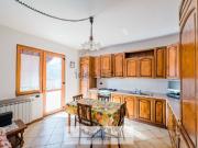 Appartamento in vendita di 177 m² in Via Piane, 9