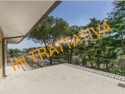 Appartamento in vendita di 178 m² in Via Cassia