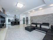 Appartamento in vendita di 178 m² in Via Oreste De Gaspari