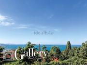 Appartamento in vendita di 178 m² in Via Tolmezzo