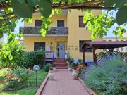 Appartamento in vendita di 180 m² in Strada Montanara, 245