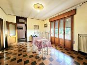 Appartamento in vendita di 180 m² in Via Arzarini