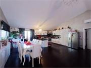 Appartamento in vendita di 180 m² in Via Carpinetana Sud, 86