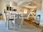 Appartamento in vendita di 180 m² in Via dei Garofani