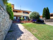 Appartamento in vendita di 180 m² in Via della Malva, 57128