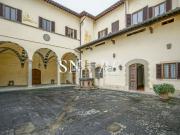 Appartamento in vendita di 180 m² in Via di Vingone