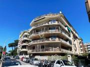 Appartamento in vendita di 180 m² in Via Francesco Coletti