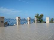 Appartamento in vendita di 180 m² in Viale del Tirreno