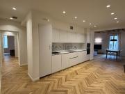 Appartamento in vendita di 185 m² in Piazza Giuseppe...