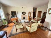 Appartamento in vendita di 185 m² in Via Cà Magre