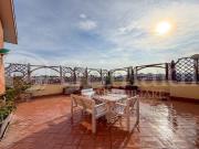 Appartamento in vendita di 185 m² in Via degli Estensi