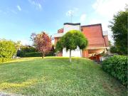 Appartamento in vendita di 185 m² in Via R. Morandi