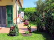 Appartamento in vendita di 186 m² in Via Bidente