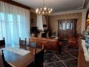 Appartamento in vendita di 187 m² in Via delle Fonti