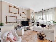 Appartamento in vendita di 187 m² in Via Monte Bianco, 8