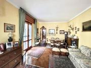 Appartamento in vendita di 189 m² in Via Chiaia