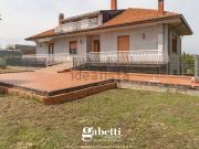 Appartamento in vendita di 190 m² in Contrada Mancini, 135
