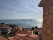 Appartamento in vendita di 190 m² in Via A. de Mari