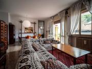 Appartamento in vendita di 190 m² in Via Francesco Negri