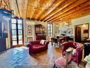 Appartamento in vendita di 190 m² in Via Vittorio Veneto