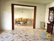 Appartamento in vendita di 193 m² in Viale Emilia, 49