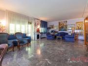 Appartamento in vendita di 194 m² in Via Cappuccina