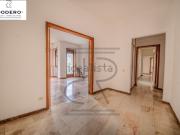 Appartamento in vendita di 195 m² in Via Cirenaica