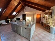 Appartamento in vendita di 195 m² in Via Giardini