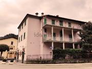 Appartamento in vendita di 195 m² in Via TAMBURINI